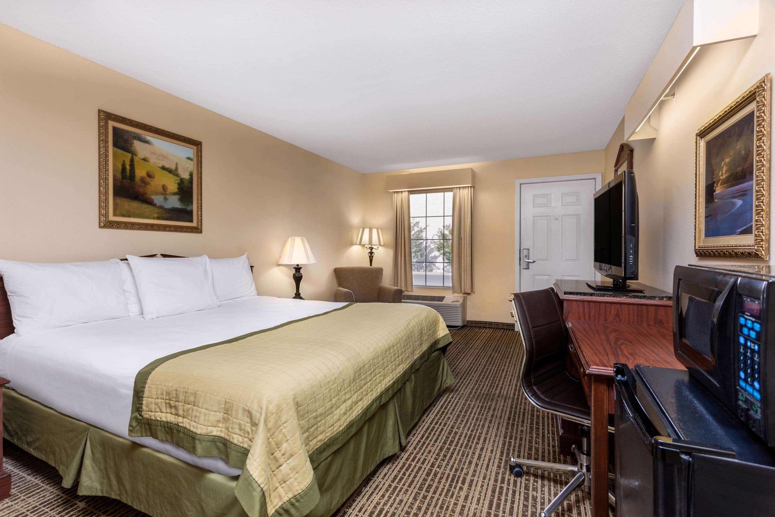 Baymont By Wyndham Easley/Greenville Buitenkant foto