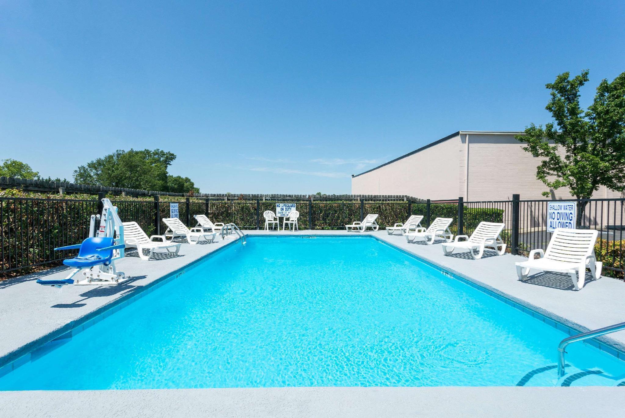 Baymont By Wyndham Easley/Greenville Buitenkant foto