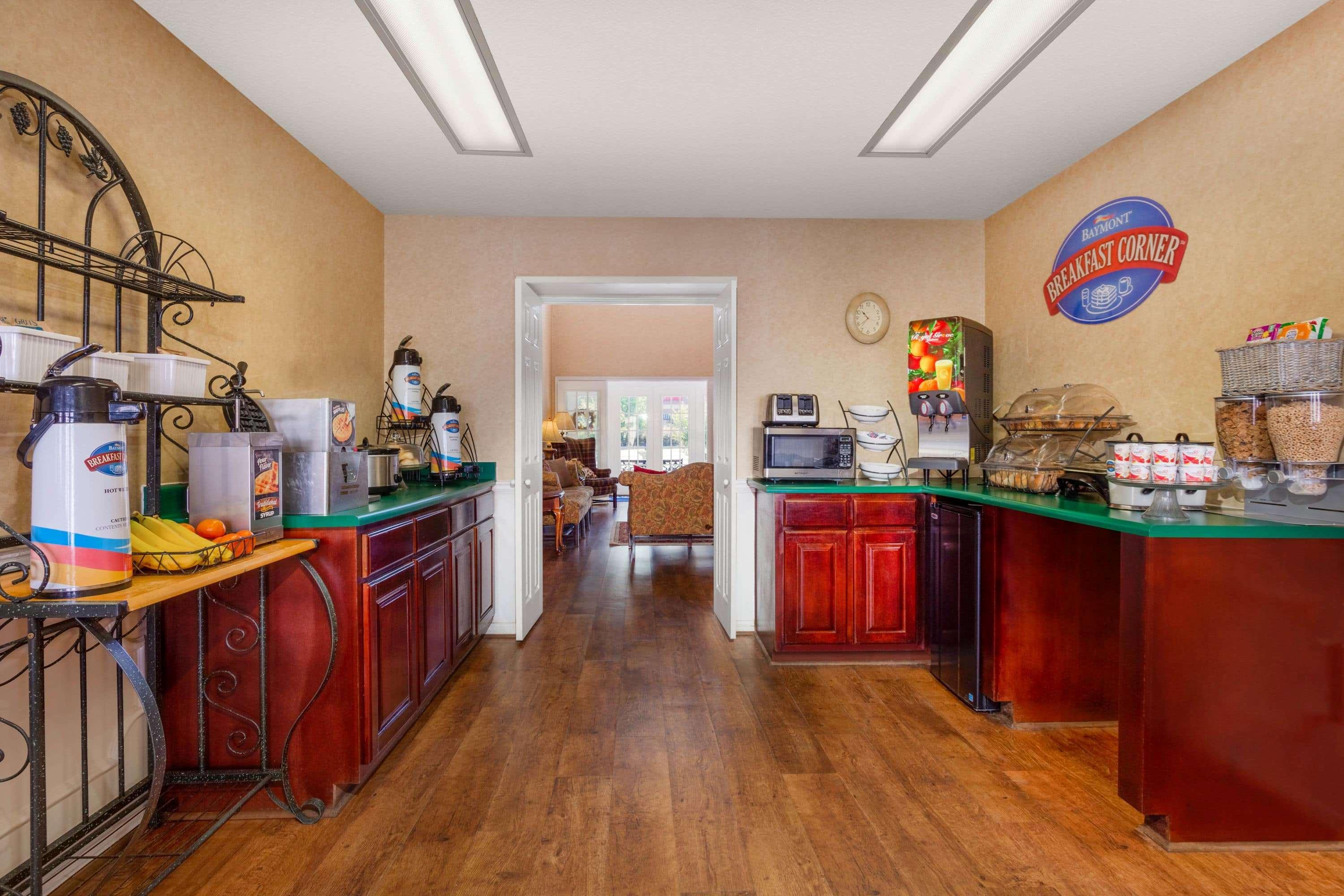 Baymont By Wyndham Easley/Greenville Buitenkant foto